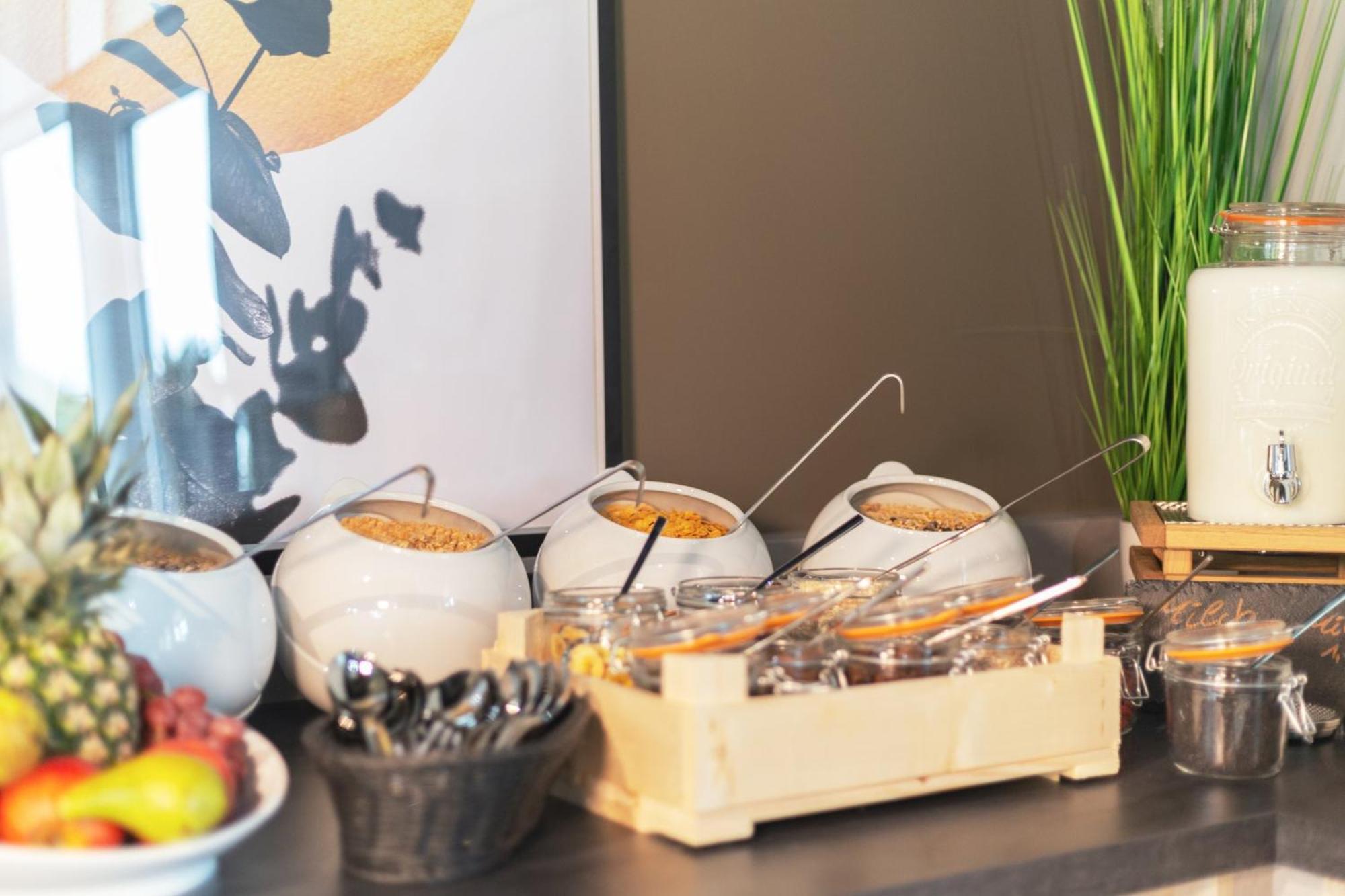 Candlewood Suites Augsburg ゲルストホーフェン エクステリア 写真