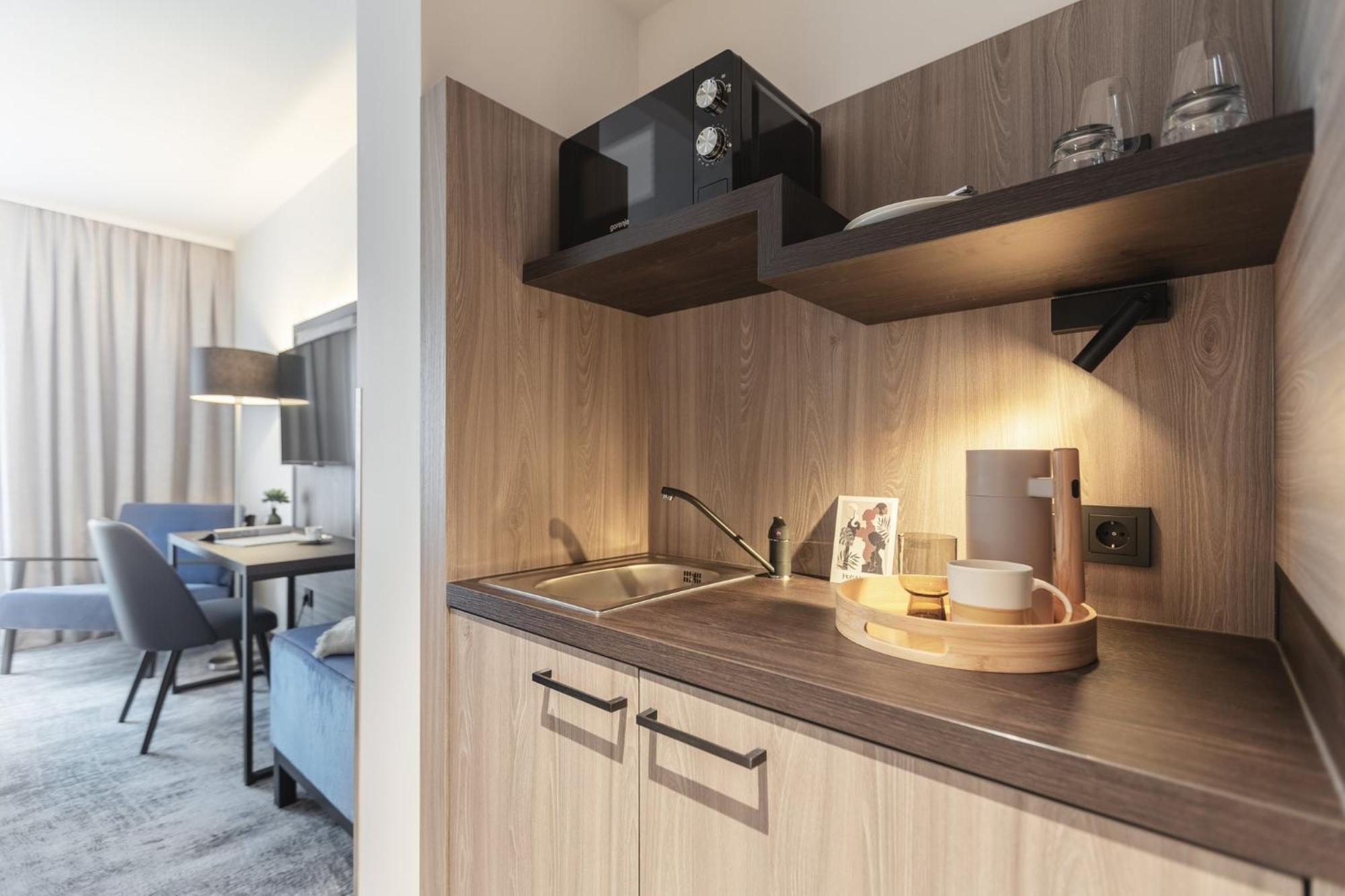 Candlewood Suites Augsburg ゲルストホーフェン エクステリア 写真